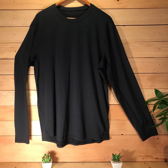 lululemon athletica Other - Lululemon 5 year basic long sleeve